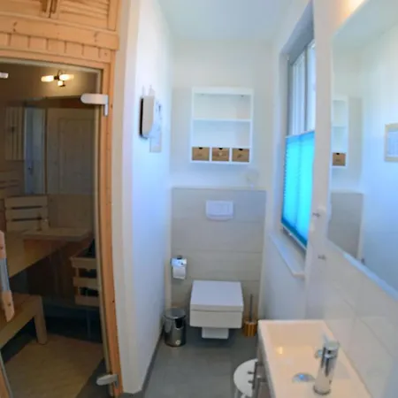 Ferienhaus Dünenwind Glowe